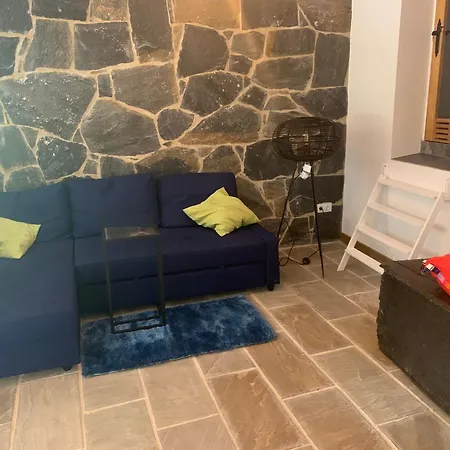 La Roja - 1, 2, Apartment